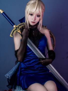 《FateGrand Order》extella saber礼服 C O S P L A Y_【fateextella设定集】saber蓝礼服 (1)