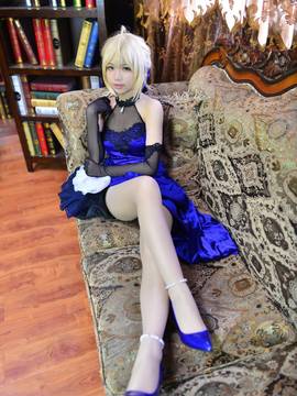《FateGrand Order》extella saber礼服 C O S P L A Y_cos saber蓝礼服 (5)