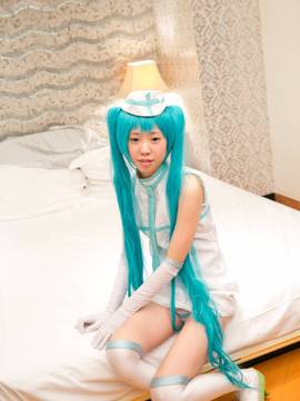 ヌード解禁コスプレ撮影 18歲_261