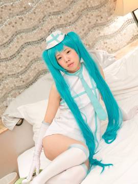 ヌード解禁コスプレ撮影 18歲_268