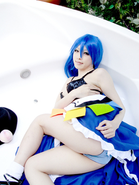 [ReBELLaRT]  東方乙女乱舞vol.002 天然美少女コスプレイヤー『あらい夜魅』のギリギリデジタル写真集「比那名●天子」_181