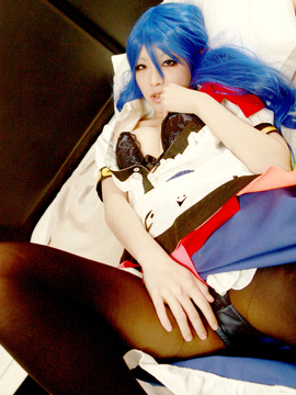 [ReBELLaRT]  東方乙女乱舞vol.002 天然美少女コスプレイヤー『あらい夜魅』のギリギリデジタル写真集「比那名●天子」_206