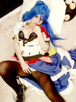 [ReBELLaRT]  東方乙女乱舞vol.002 天然美少女コスプレイヤー『あらい夜魅』のギリギリデジタル写真集「比那名●天子」_210