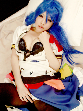 [ReBELLaRT]  東方乙女乱舞vol.002 天然美少女コスプレイヤー『あらい夜魅』のギリギリデジタル写真集「比那名●天子」_211