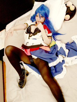 [ReBELLaRT]  東方乙女乱舞vol.002 天然美少女コスプレイヤー『あらい夜魅』のギリギリデジタル写真集「比那名●天子」_213
