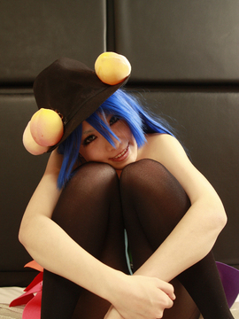 [ReBELLaRT]  東方乙女乱舞vol.002 天然美少女コスプレイヤー『あらい夜魅』のギリギリデジタル写真集「比那名●天子」_300