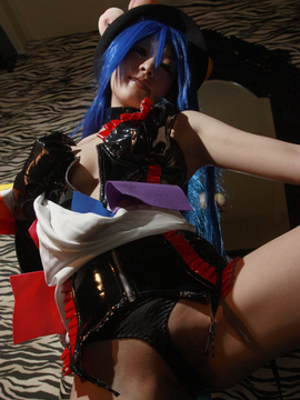 [ReBELLaRT]  東方乙女乱舞vol.002 天然美少女コスプレイヤー『あらい夜魅』のギリギリデジタル写真集「比那名●天子」_369