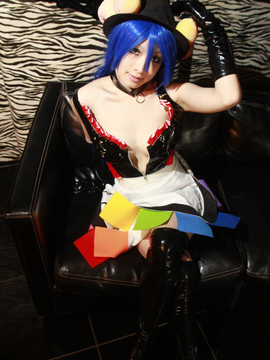 [ReBELLaRT]  東方乙女乱舞vol.002 天然美少女コスプレイヤー『あらい夜魅』のギリギリデジタル写真集「比那名●天子」_391