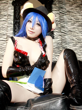 [ReBELLaRT]  東方乙女乱舞vol.002 天然美少女コスプレイヤー『あらい夜魅』のギリギリデジタル写真集「比那名●天子」_401