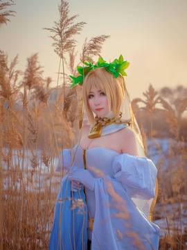 《Fate Grand Order》尼禄花嫁满破 C O S P L A Y_fate尼禄花嫁三破 少女嫁王 头上绿绿的 (8)