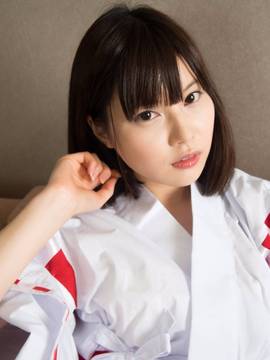 [箱ふぇてぃっしゅ] 美少女 巫女コスプレ フェラ抜き! ゆりな_022