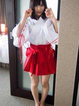 [箱ふぇてぃっしゅ] 美少女 巫女コスプレ フェラ抜き! ゆりな_026