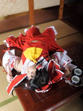 [ひよひよくらぶ] えっちなお賽銭箱_037