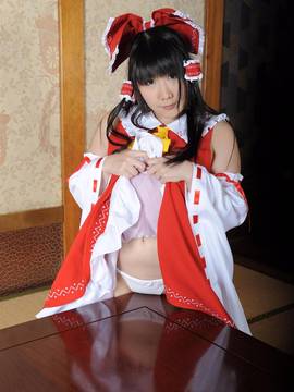 [ひよひよくらぶ] えっちなお賽銭箱_044