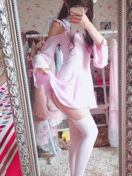 [色气喵凛酱]艾米莉亚睡衣_008