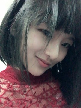 19岁少女夺美臀冠军_t010304f9a965f94815