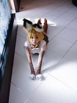 [ぷにもえ！] [コスプレVR] すごーい！！どエロなサー○ルちゃんの汗だく本気オナニーVRでリアル体験だね ぷにもえの9A_015